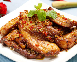 ba-roi-heo-nuong-muoi-ot